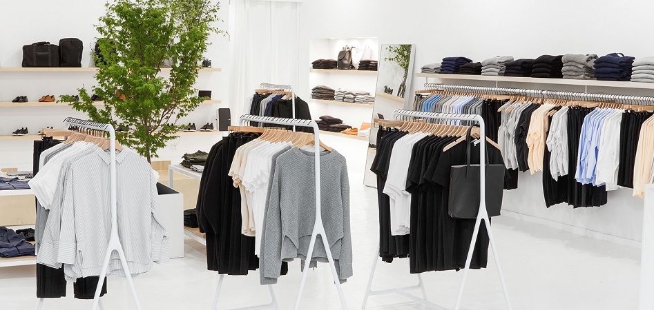 Interior de un establecimiento de Everlane De Patagonia a Everlane: cómo encajar el sistema de la moda en un ADN ‘eco’